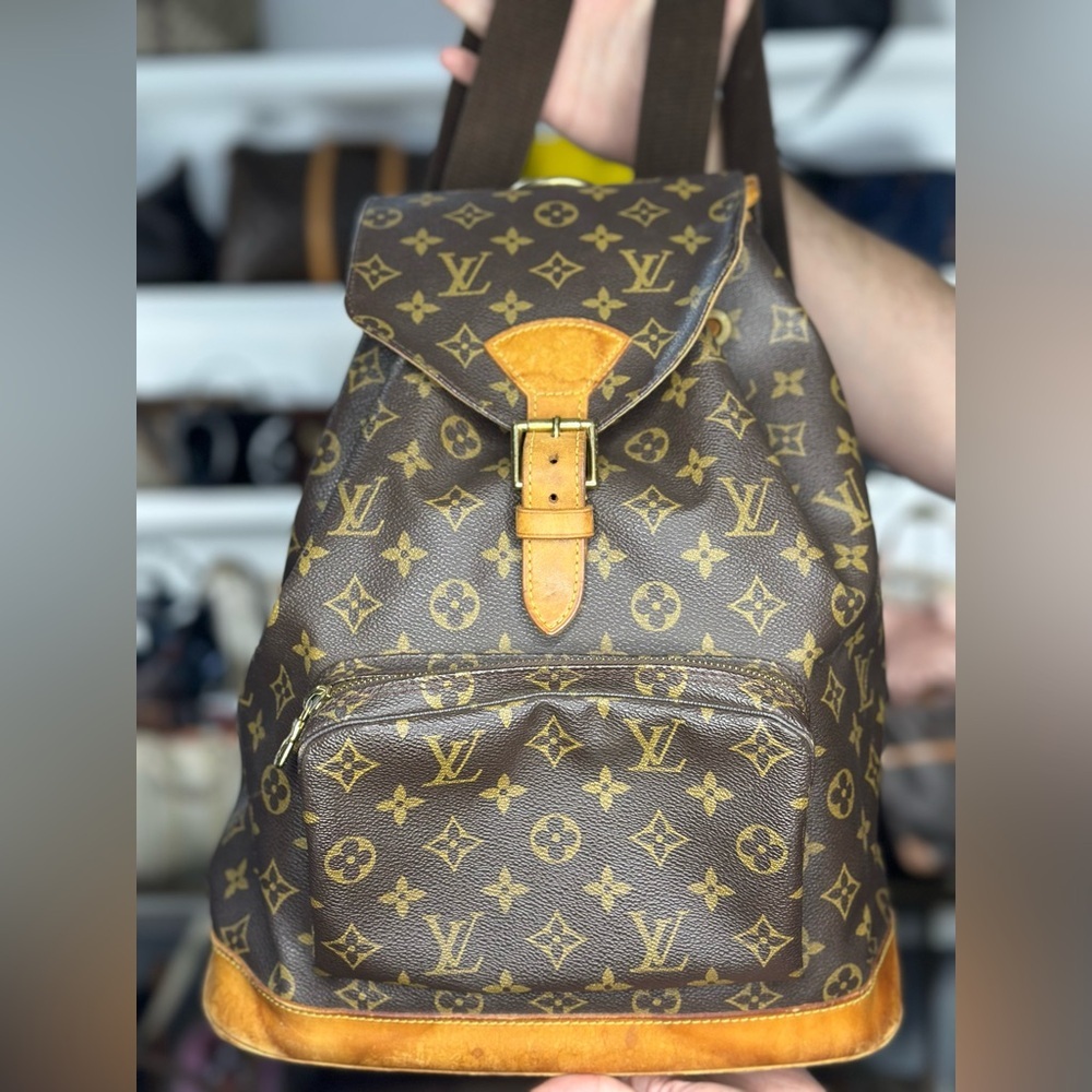 LV MONOGRAM BACKPACK